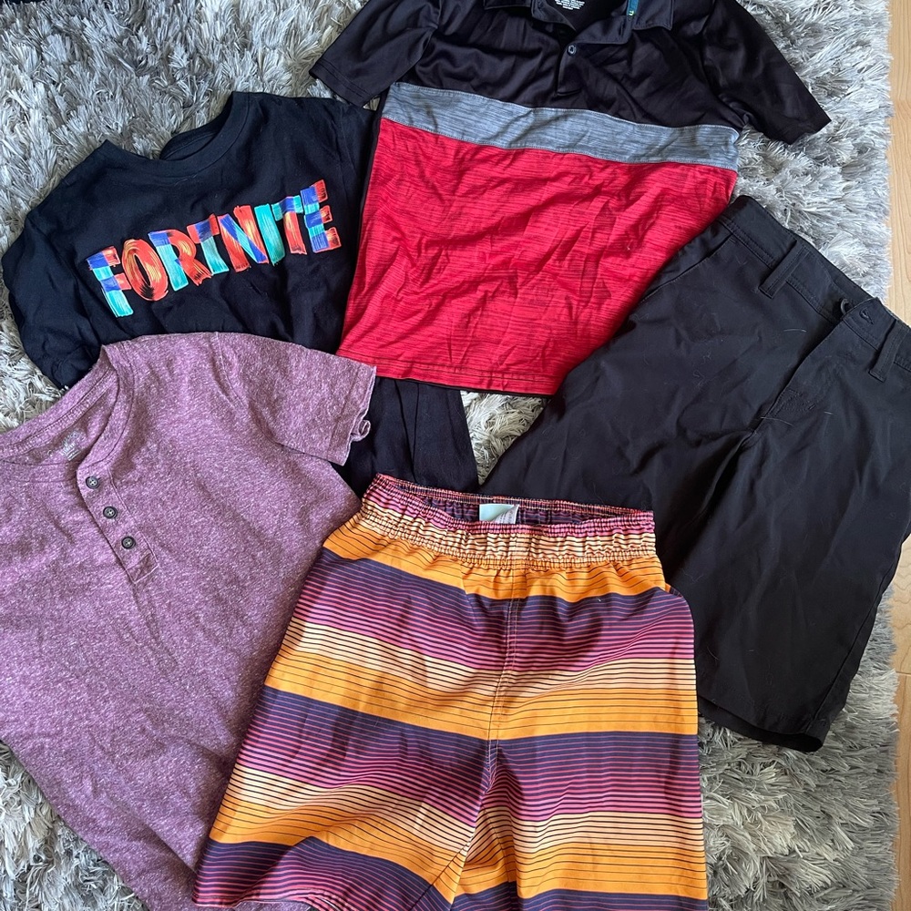Bundle of size 10/12 boy’s clothes